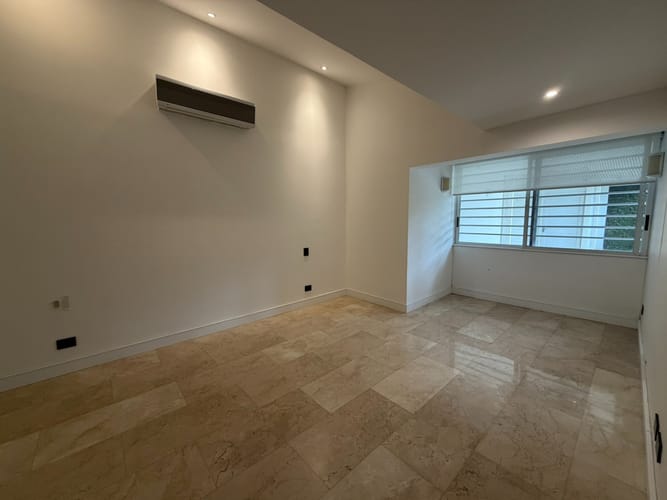 Casa de 4 alcobas en venta en Ciudad Jardin, Cali, 1000 m² · foto 14 de 17