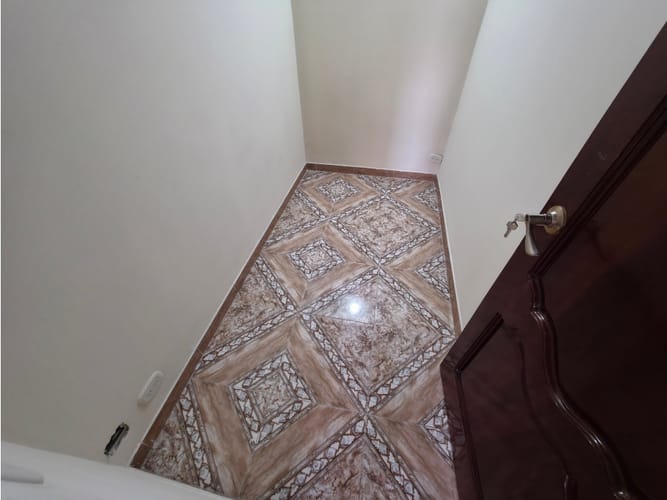 Apartamento de 4 alcobas en arriendo en Boston, Medellín, 98 m² · foto 20 de 24