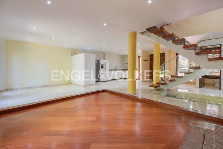Casa de 4 alcobas en venta en Cn Los Arboles, Chía, 188 m² · foto 2 de 20