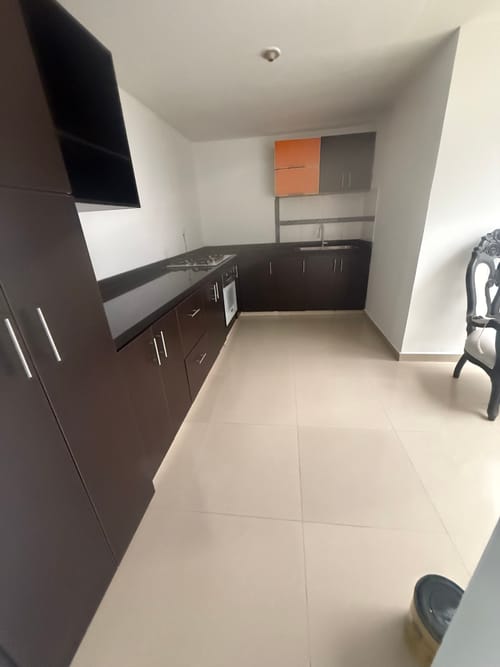 Casa de 5 alcobas en venta en Santa Monica, Dosquebradas, 185 m² · foto 4 de 16