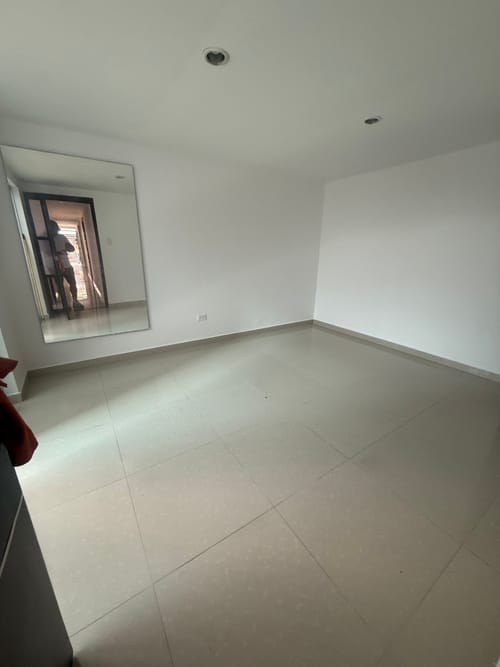 Casa de 5 alcobas en venta en Santa Monica, Dosquebradas, 185 m² · foto 9 de 16