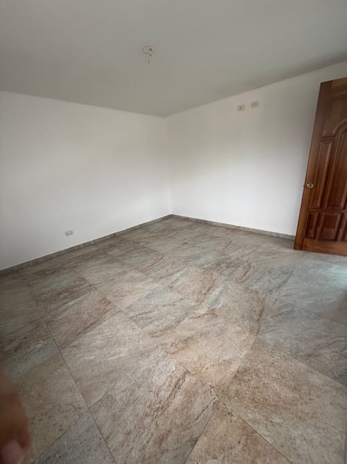 Casa de 5 alcobas en venta en Santa Monica, Dosquebradas, 185 m² · foto 14 de 16