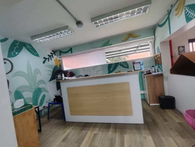 Casa de 10 alcobas en arriendo en Zuñiga, Envigado, 700 m² · foto 2 de 24