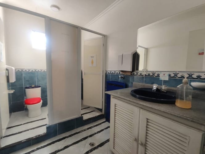 Casa de 10 alcobas en arriendo en Zuñiga, Envigado, 700 m² · foto 6 de 24