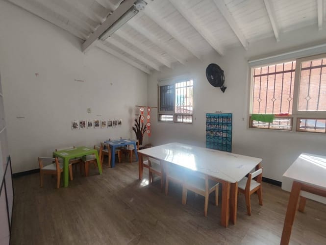 Casa de 10 alcobas en arriendo en Zuñiga, Envigado, 700 m² · foto 8 de 24