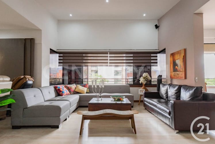 Apartamento de 4 alcobas en venta en La Florida, Medellín, 305 m² · foto 7 de 24