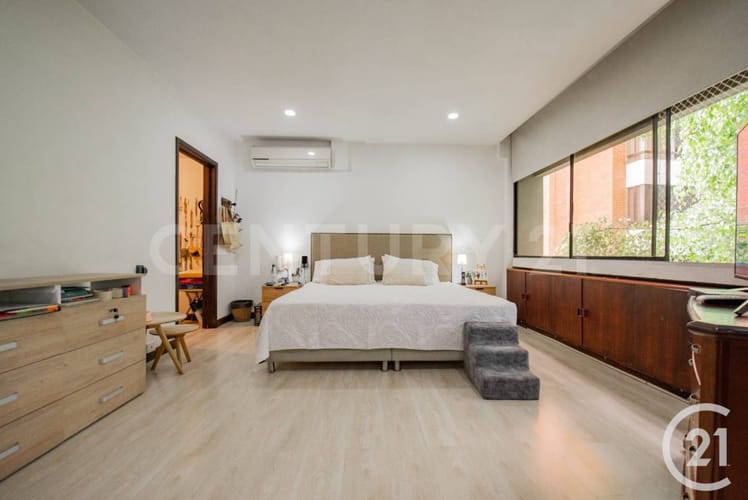 Apartamento de 4 alcobas en venta en La Florida, Medellín, 305 m² · foto 14 de 24