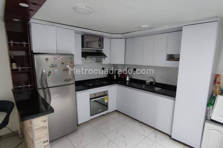 Casa de 3 alcobas en venta en El Rincon De Los Angeles, Bogotá, 118 m² · foto 5 de 15