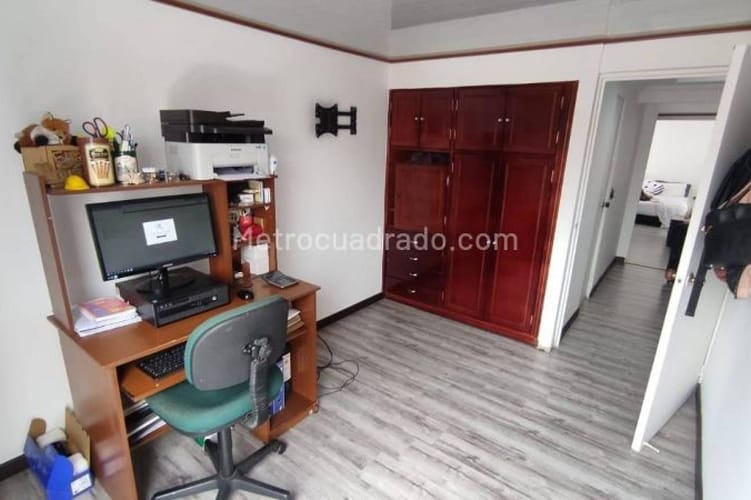 Casa de 3 alcobas en venta en El Rincon De Los Angeles, Bogotá, 118 m² · foto 11 de 15