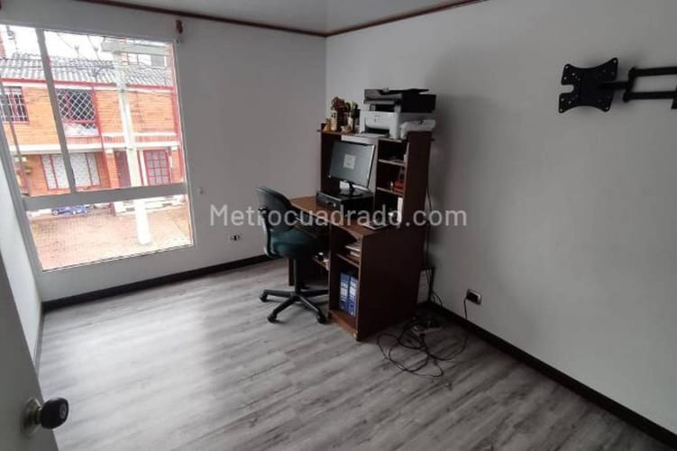 Casa de 3 alcobas en venta en El Rincon De Los Angeles, Bogotá, 118 m² · foto 12 de 15