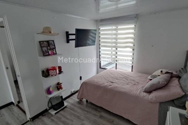 Casa de 3 alcobas en venta en El Rincon De Los Angeles, Bogotá, 118 m² · foto 13 de 15