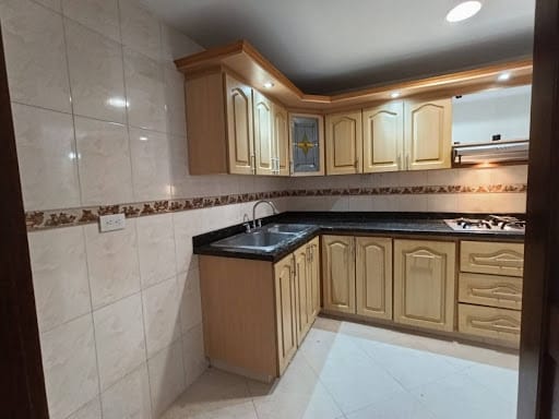Casa de 3 alcobas en arriendo en El Diamante 2, Envigado, 200 m² · foto 5 de 23