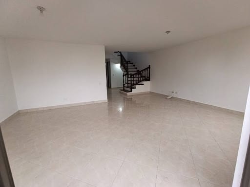 Casa de 3 alcobas en arriendo en El Diamante 2, Envigado, 200 m² · foto 10 de 23
