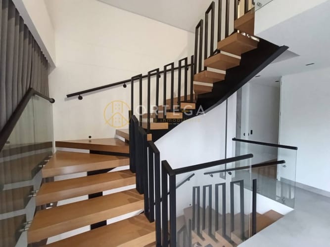Casa de 4 alcobas en arriendo en Ruitoque Condominio, Piedecuesta, 250 m² · foto 19 de 24