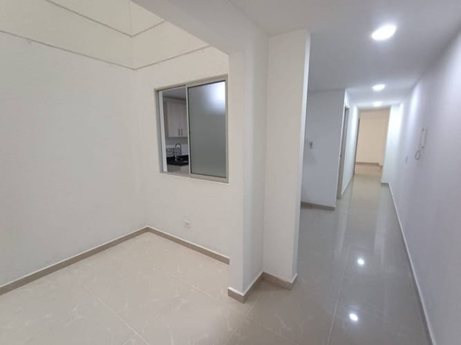 Apartamento de 3 alcobas en arriendo en Belén Rosales, Medellín, 120 m² · foto 2 de 17