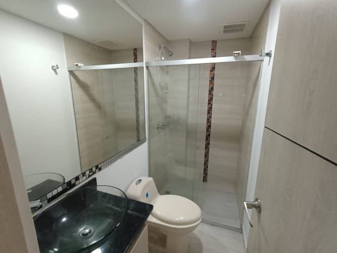 Apartamento de 3 alcobas en arriendo en Belén Rosales, Medellín, 120 m² · foto 8 de 17