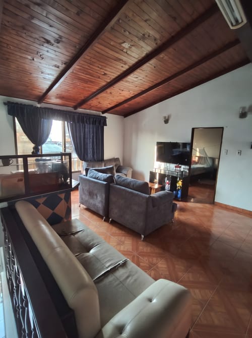 Casa de 8 alcobas en venta en Union De Vivienda Popular, Cali, 250 m² · foto 21 de 22