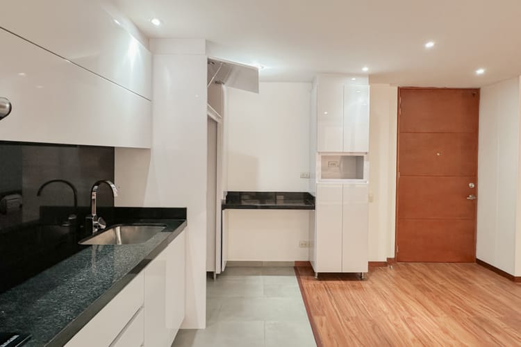 Apartamento de 1 alcoba en arriendo en Chapinero Alto, Bogotá, 61 m² · foto 4 de 13