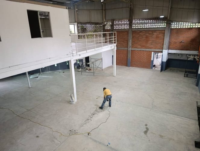 Bodega en arriendo en La Aldea, La Estrella, 710 m² · foto 23 de 24