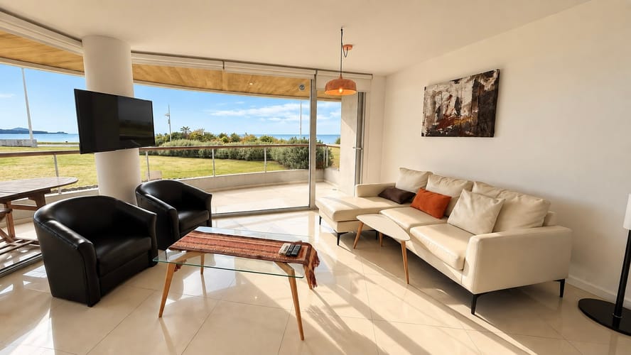 Apartamento en alquiler anual primera linea mansa · Foto 2