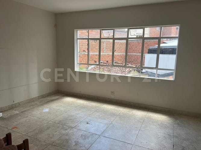 Casa de 6 alcobas en venta en Laureles, Medellín, 398 m² · foto 13 de 17