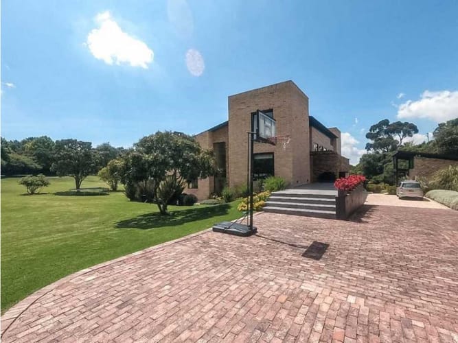 Casa de 4 alcobas en venta en Yerbabuena, Chía, 500 m² · foto 4 de 24