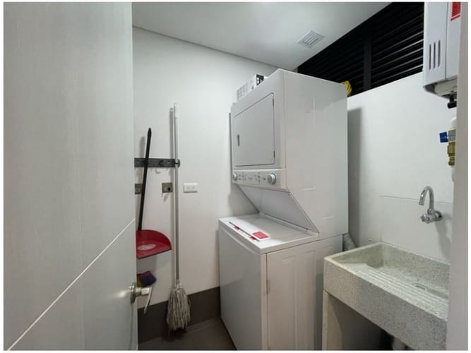 Apartaestudio en venta en El Tesoro, Medellín, 63 m² · foto 15 de 15