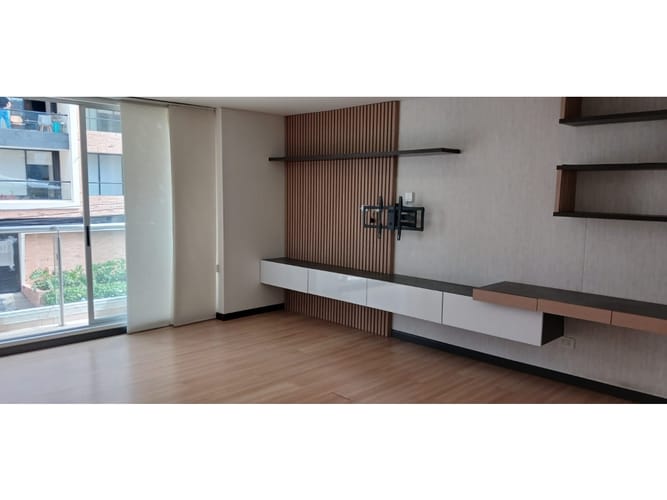Apartamento en venta en Santa Barbara Oriental, Bogotá · foto 2 de 18
