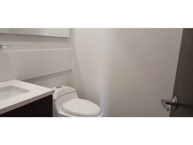 Apartamento en venta en Santa Barbara Oriental, Bogotá · foto 6 de 18