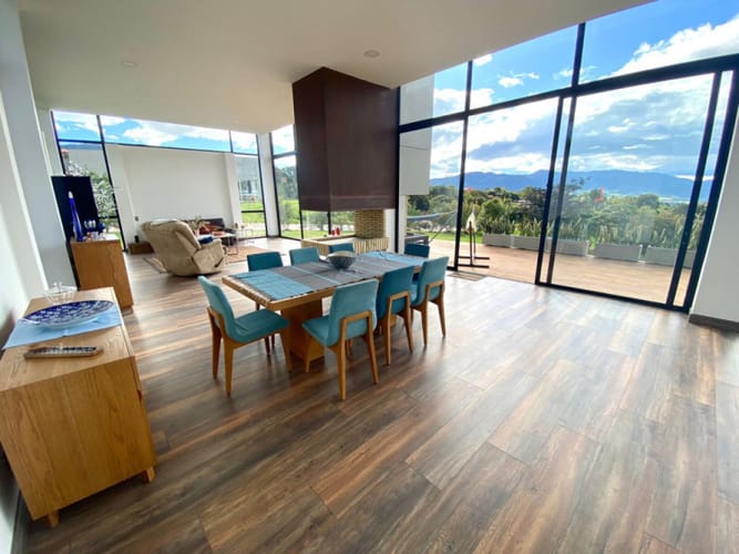 Casa de 4 alcobas en arriendo en Altamar, La Calera, 450 m² · foto 4 de 24