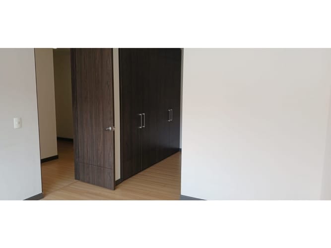 Apartamento en venta en Santa Barbara Oriental, Bogotá · foto 8 de 18
