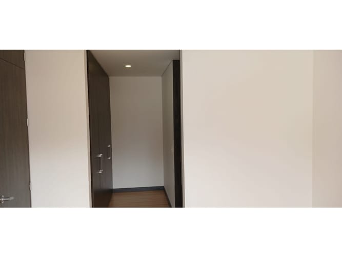 Apartamento en venta en Santa Barbara Oriental, Bogotá · foto 9 de 18
