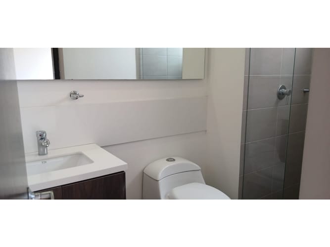 Apartamento en venta en Santa Barbara Oriental, Bogotá · foto 12 de 18