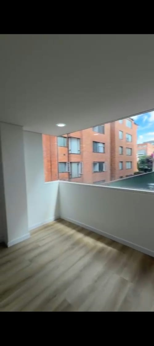Apartaestudio en venta en Cedritos, Bogotá, 37 m² · foto 8 de 8