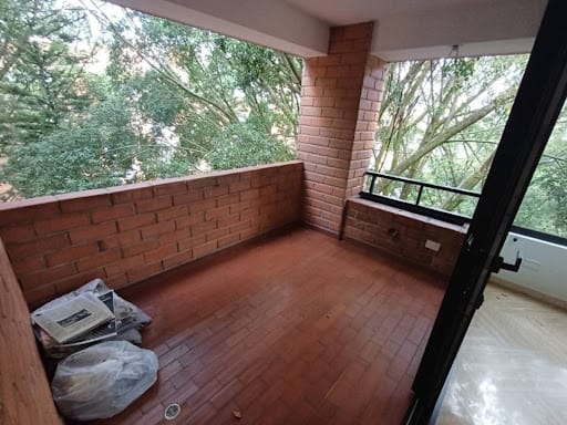 Apartamento de 3 alcobas en arriendo en Vizcaya, Medellín, 154 m² · foto 5 de 20