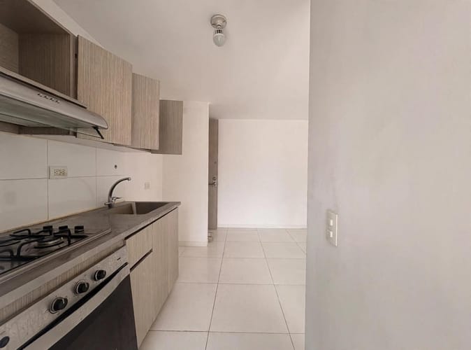 Apartamento de 3 alcobas en arriendo en San Rafael, Sabaneta, 75 m² · foto 5 de 13