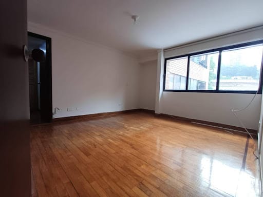 Apartamento de 3 alcobas en arriendo en Vizcaya, Medellín, 154 m² · foto 9 de 20
