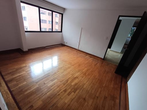 Apartamento de 3 alcobas en arriendo en Vizcaya, Medellín, 154 m² · foto 13 de 20