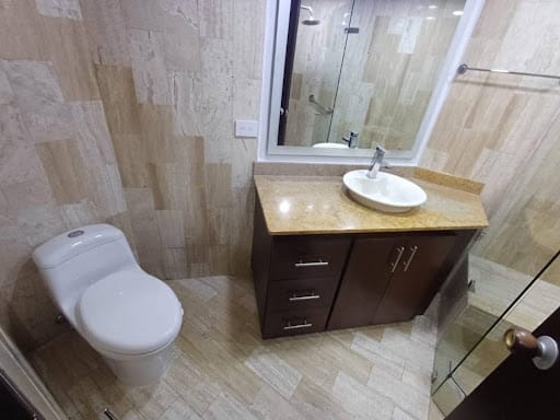Apartamento de 3 alcobas en arriendo en Vizcaya, Medellín, 154 m² · foto 18 de 20