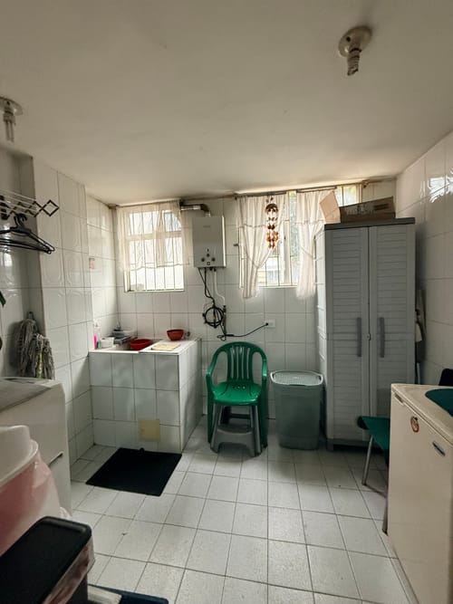 Apartamento de 3 alcobas en venta en Belalcazar, Bogotá, 130 m² · foto 6 de 13