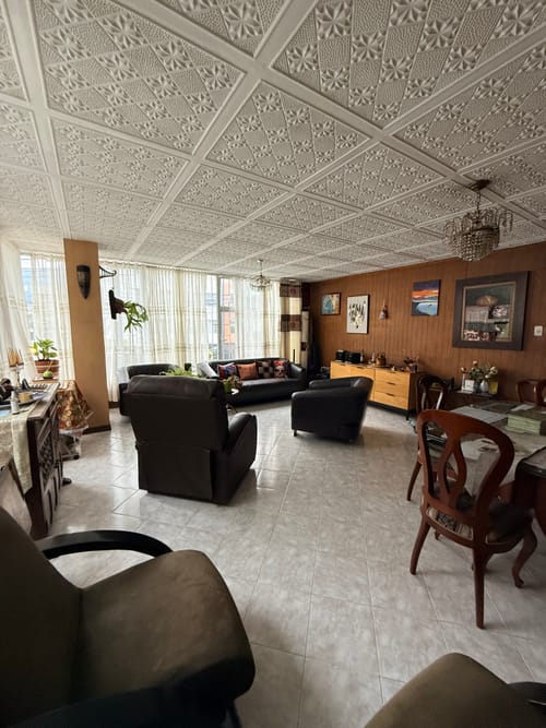 Apartamento de 3 alcobas en venta en Belalcazar, Bogotá, 130 m² · foto 12 de 13