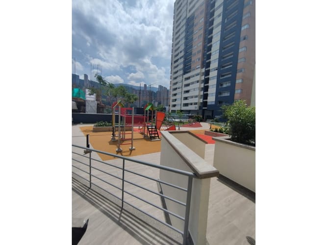 Apartaestudio en venta en Villa Carlota, Medellín, 45 m² · foto 20 de 24