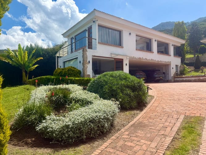 Casa de 5 alcobas en venta en Sindamanoy, Chía · foto 9 de 16