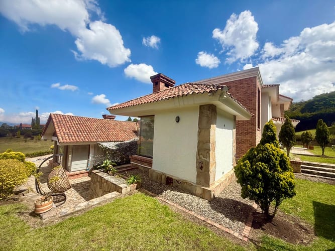 Casa de 5 alcobas en venta en Sindamanoy, Chía · foto 10 de 16