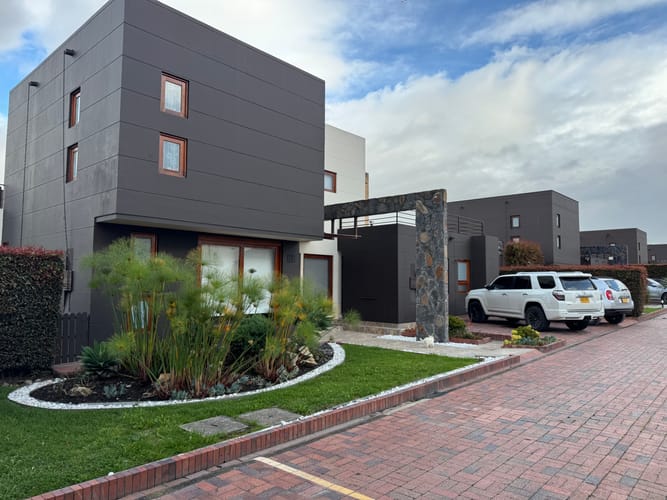 Casa de 4 alcobas en venta en Vereda La Balsa, Chía, 350 m² · foto 3 de 21