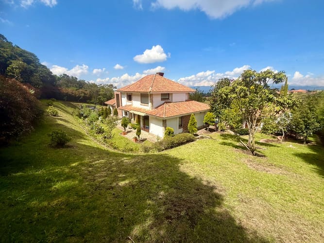 Casa de 5 alcobas en venta en Sindamanoy, Chía · foto 14 de 16