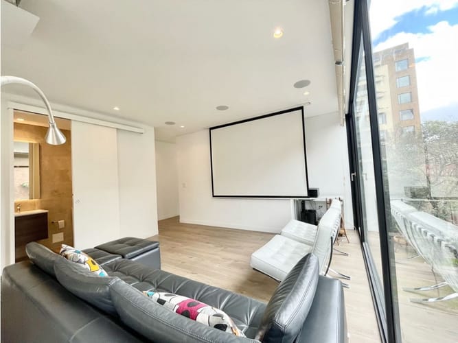 Apartamento de 2 alcobas en venta en Chico Norte, Bogotá, 105 m² · foto 5 de 23