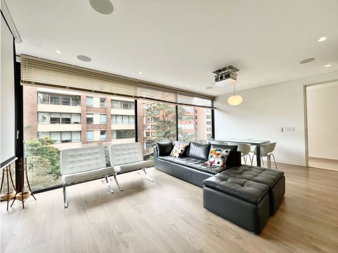 Apartamento de 2 alcobas en venta en Chico Norte, Bogotá, 105 m² · foto 8 de 23
