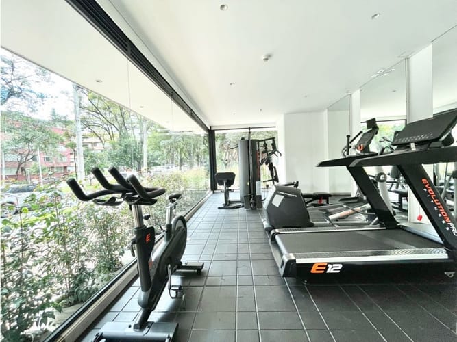 Apartamento de 2 alcobas en venta en Chico Norte, Bogotá, 105 m² · foto 19 de 23