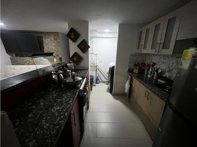 Apartamento de 3 alcobas en venta en Hato Viejo, Bello, 58 m² · foto 7 de 11